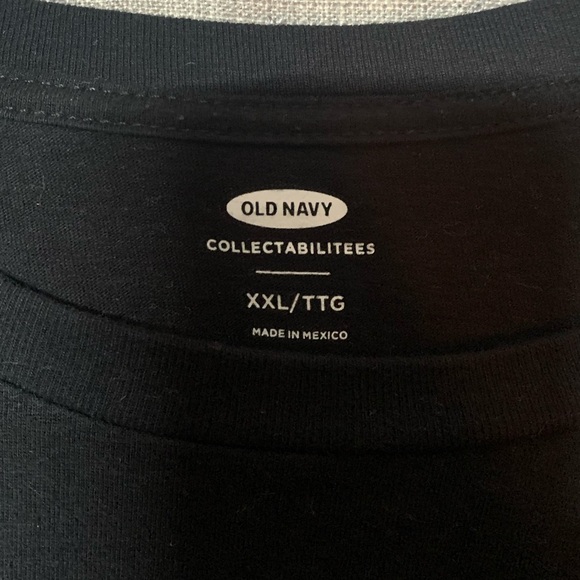 Black boxe t-shirt Old Navy sreetwear and y2k - Picture 2 of 3